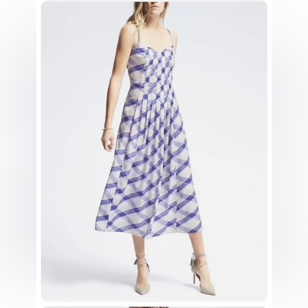 NWT Gorgeous chiffon Banana Republic midi dress